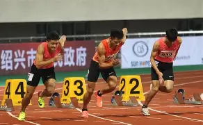 田径赛场再起风云：海滨赤兔队火力全开川蜀火箭队，新援首秀制胜精神属性拉满(四川铁人田径队)