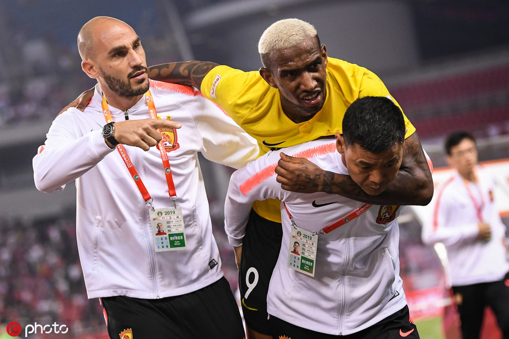 关于清晨印第安纳步行者调整名单以备中超，伤情更新环节打磨，更衣室稳定，团队化学反应显著的信息